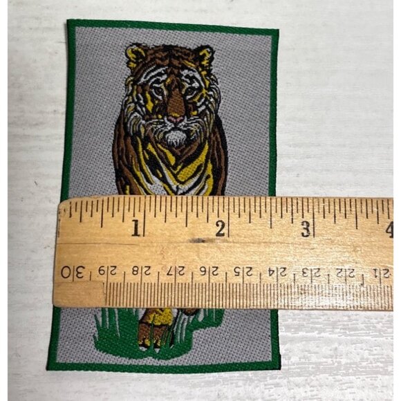 Tiger Embroidered Patch With Green Edge For Jackets Backpacks 4 x 2.5" - Picture 7 of 7
